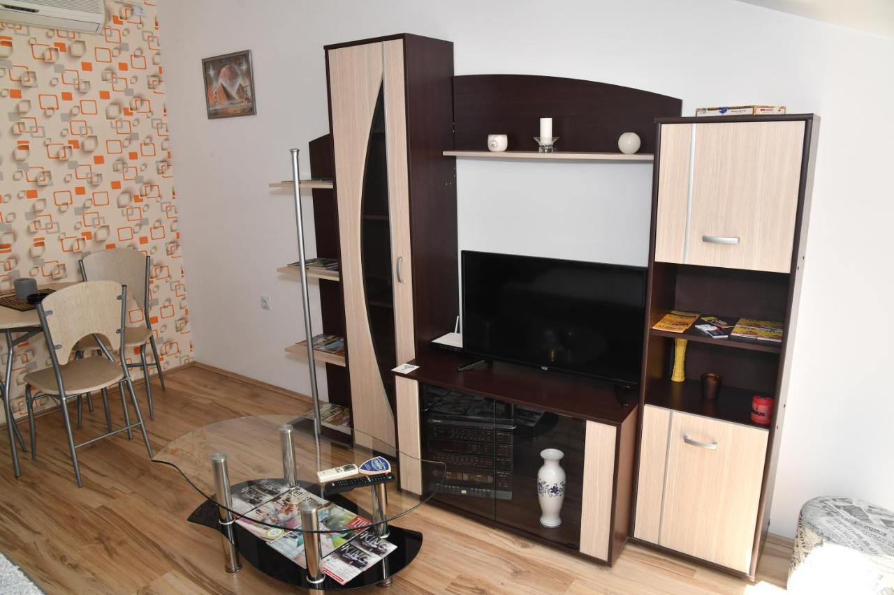 Stan Na Dan Apartman Ni Kültér fotó