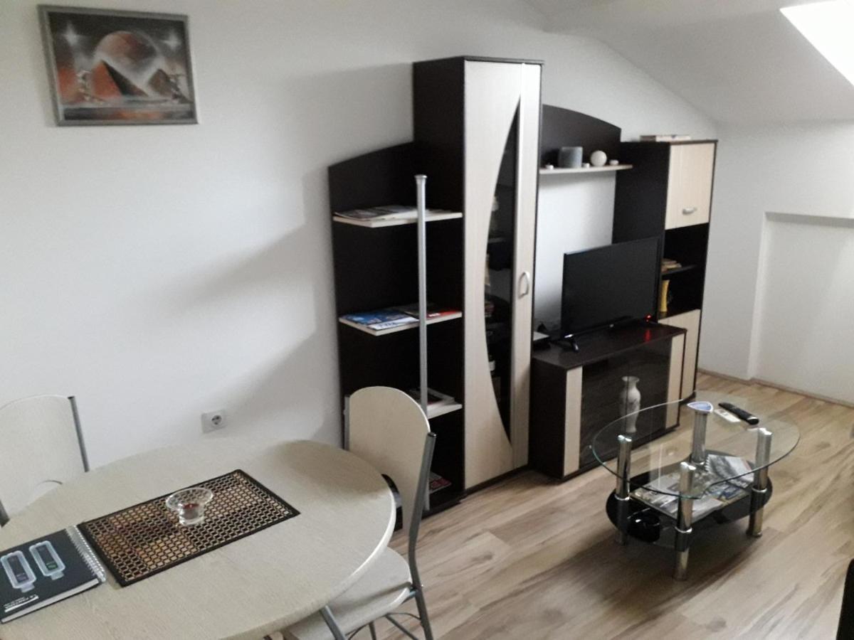 Stan Na Dan Apartman Ni Kültér fotó
